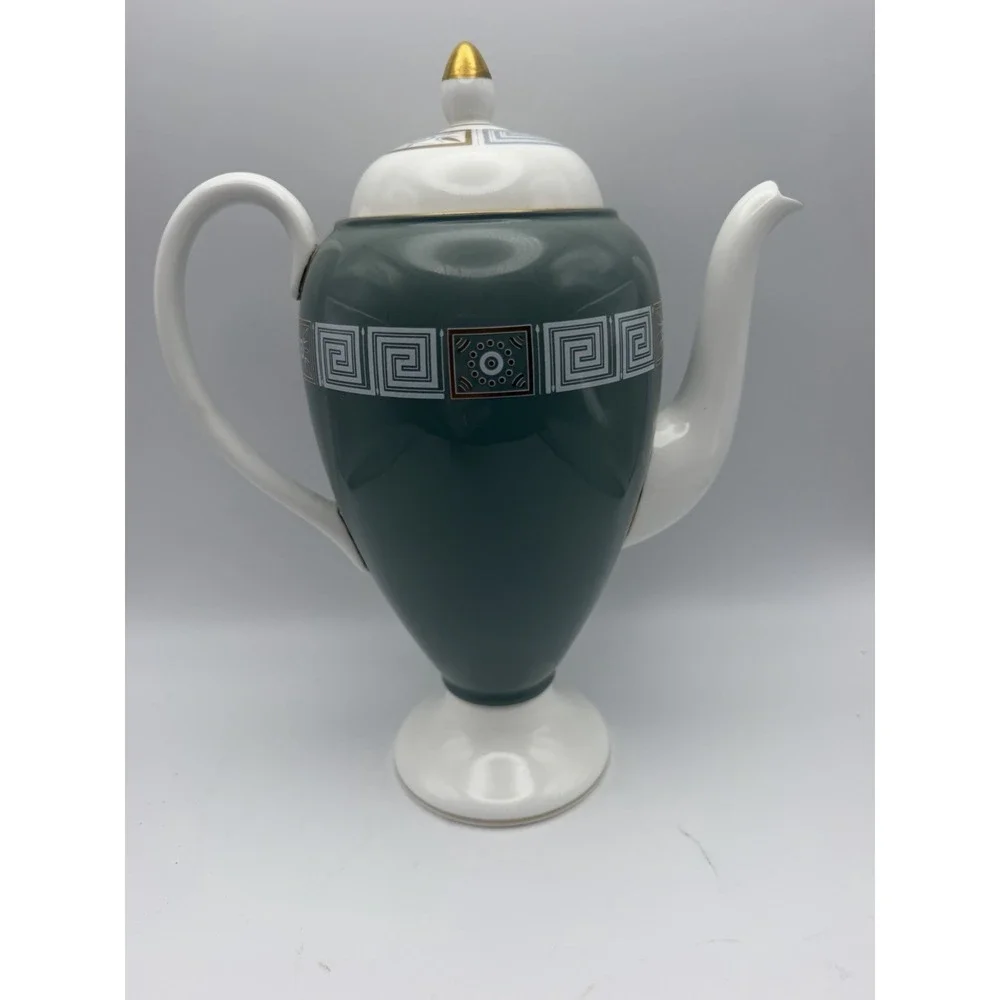 Wedgwood Asia R4310 Bone China Lidded Teapot Sage Green England
